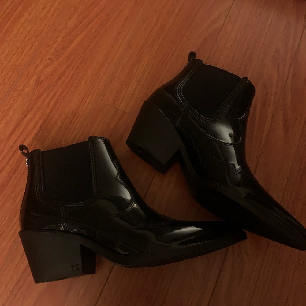 NEW- San Edelman Winona Western Ankle Rain Boots